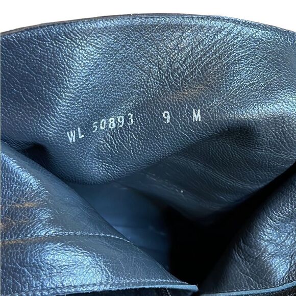 Stuart Weitzman black suede heeled Booties 4” heel shin height size 9 - Picture 5 of 8